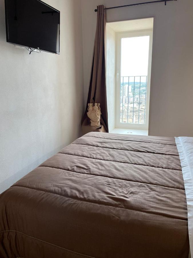 La Finestra Su Noto Hotel Buitenkant foto